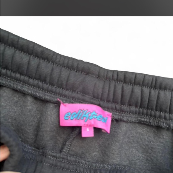 Edikted women’s set hoodie and Sweatpants with Pink Bow Design small - Picture 3 of 5